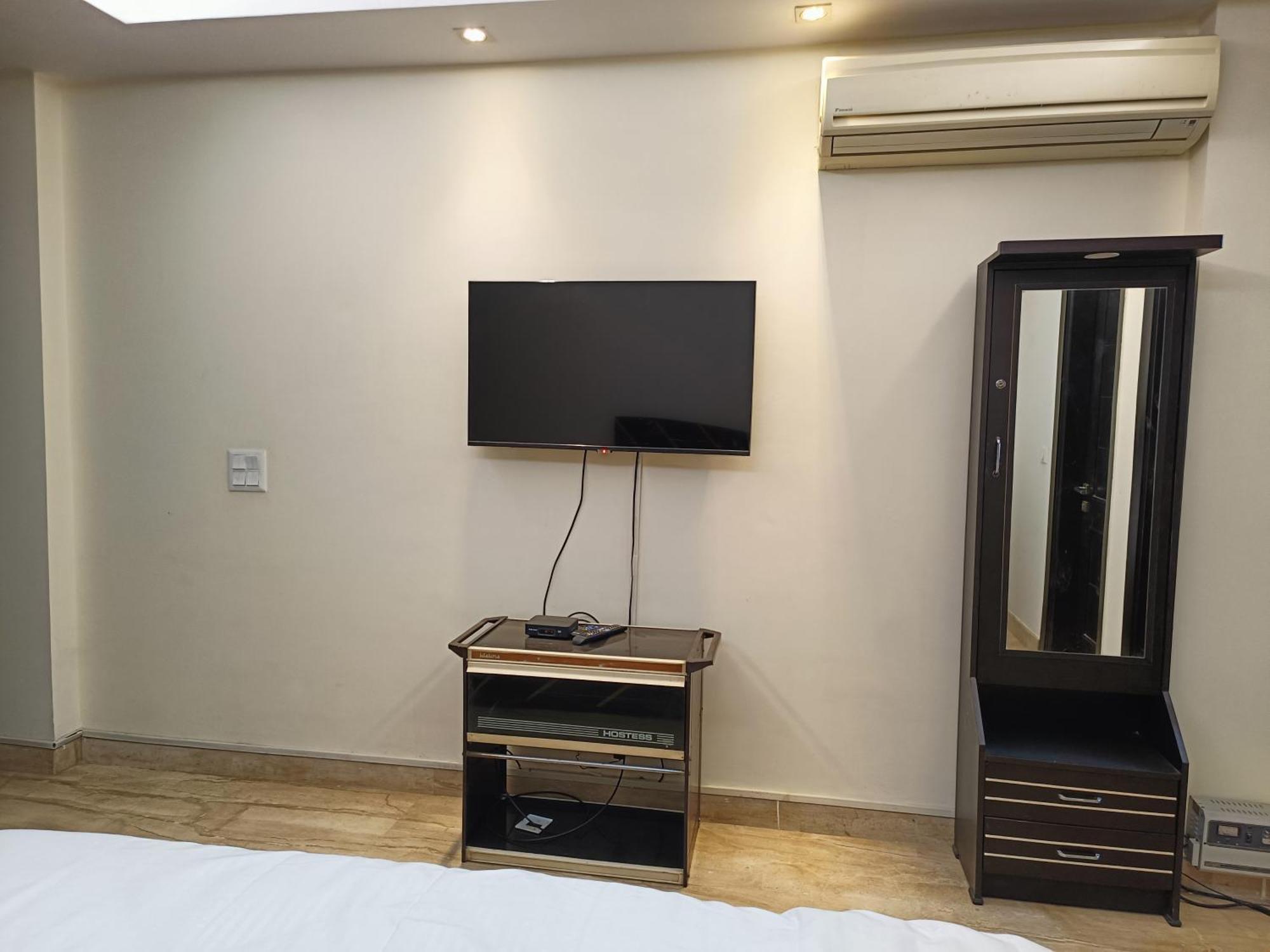Greenleaf Apartment And Suites, Greater Kailash 1 New Delhi Exterior photo