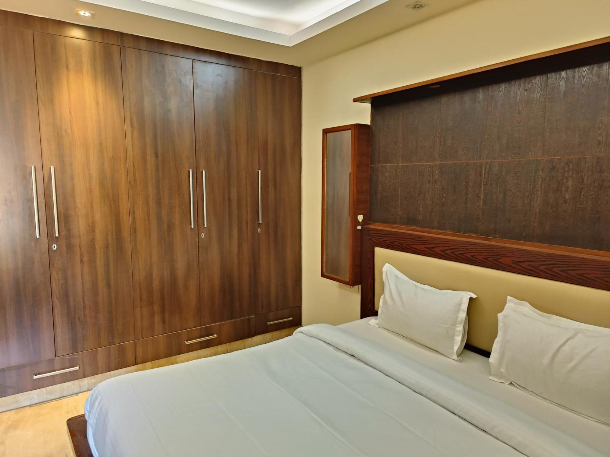 Greenleaf Apartment And Suites, Greater Kailash 1 New Delhi Exterior photo