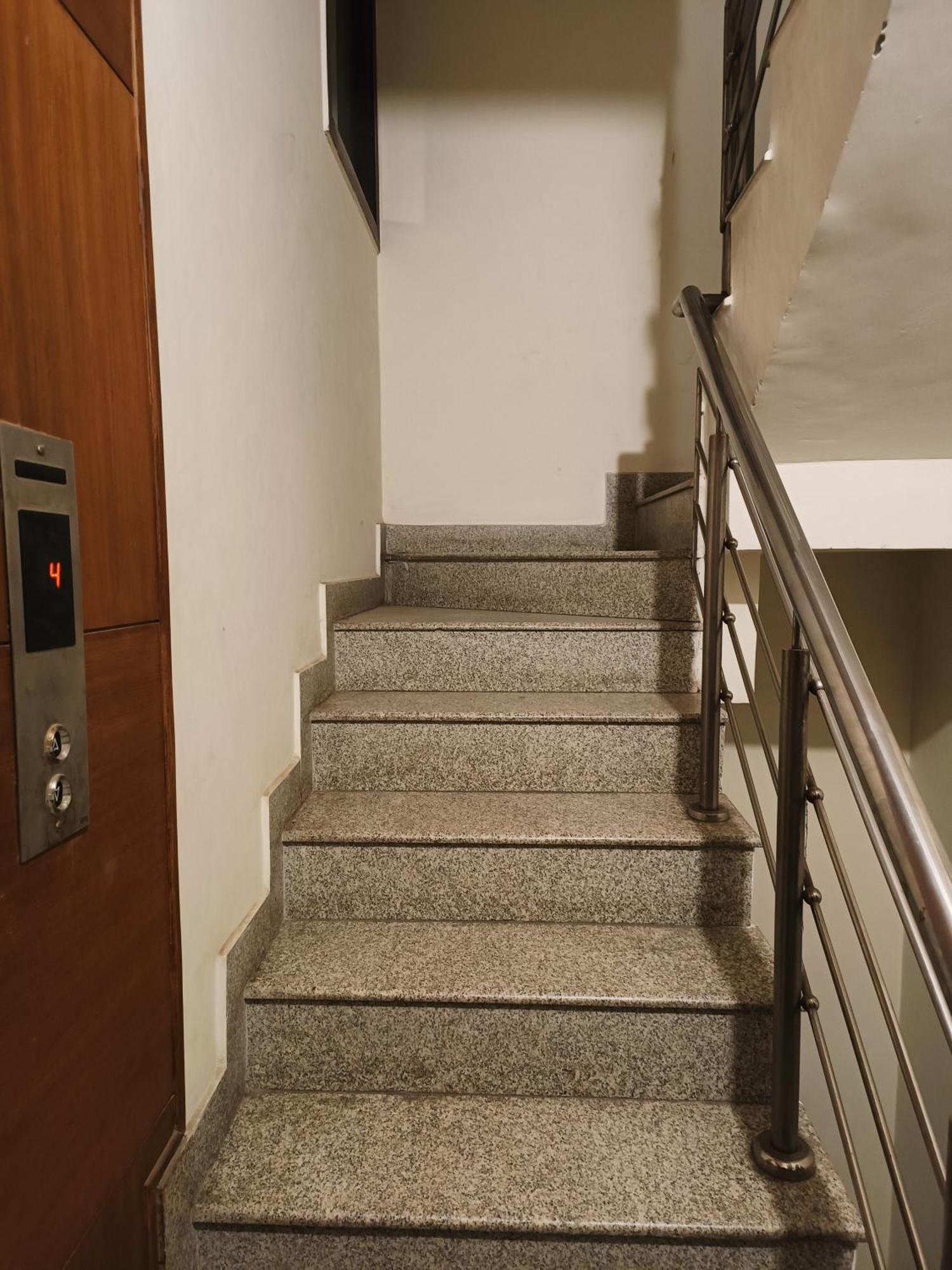 Greenleaf Apartment And Suites, Greater Kailash 1 New Delhi Exterior photo